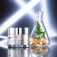 Nutrimetics Ultra Care+ Platinum DNA Cellular Age Repair Creme. Anti-ageing peptide skincare Australia